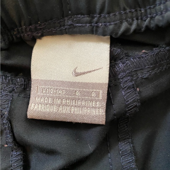 Vintage Nike Track Pants Womens Large Navy Blue Red Straight Windbreaker Y2K - Picture 6 of 7